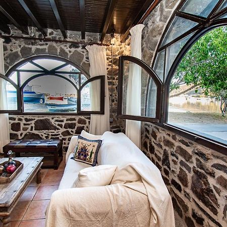 Ferienwohnung Plousiadi΄S Stone House Skála Exterior foto
