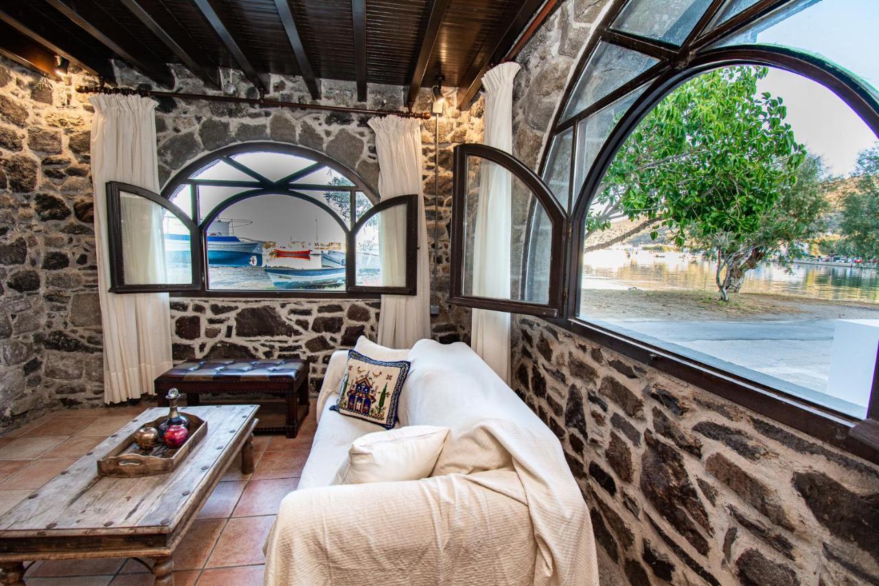 Ferienwohnung Plousiadi΄S Stone House Skála Exterior foto