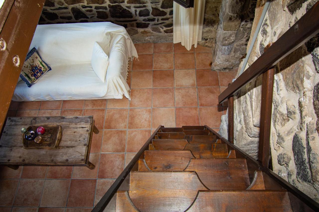 Ferienwohnung Plousiadi΄S Stone House Skála Exterior foto