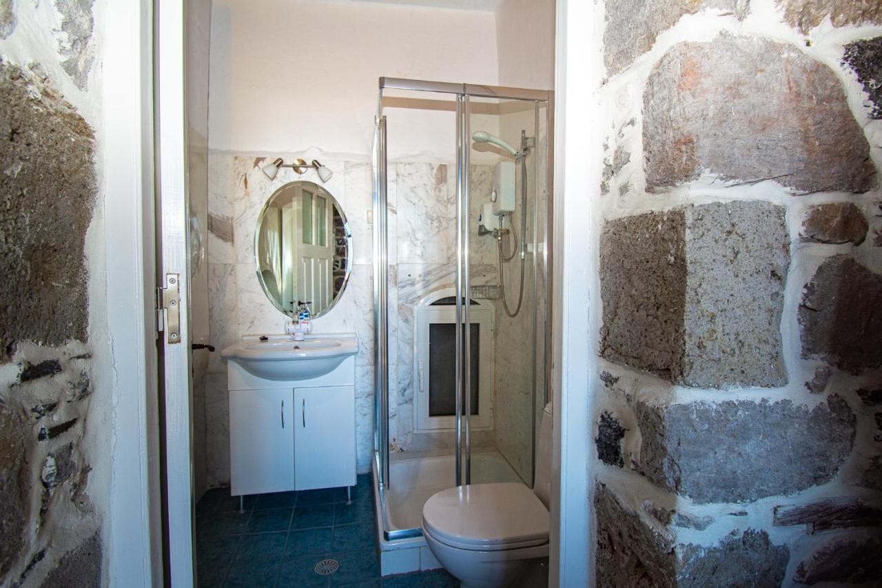 Ferienwohnung Plousiadi΄S Stone House Skála Exterior foto