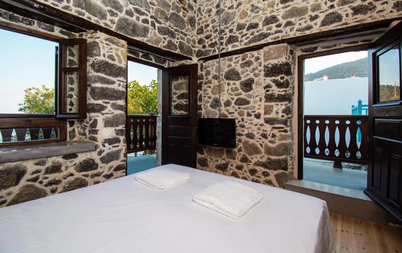 Ferienwohnung Plousiadi΄S Stone House Skála Exterior foto