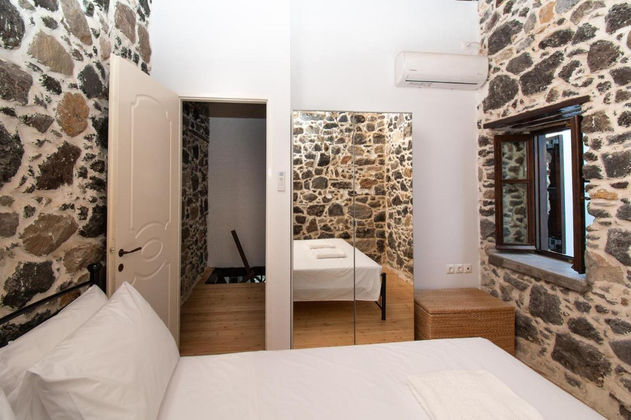 Ferienwohnung Plousiadi΄S Stone House Skála Exterior foto