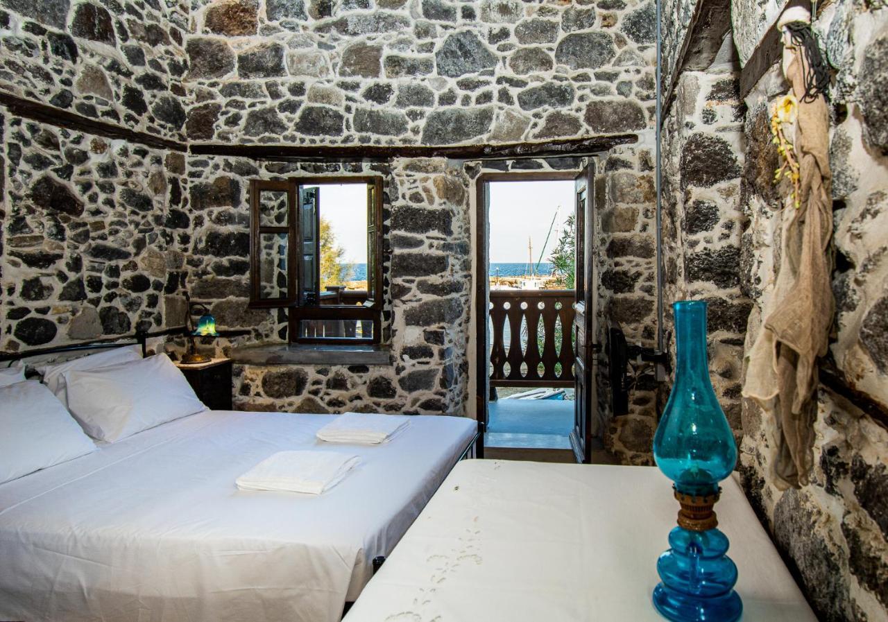 Ferienwohnung Plousiadi΄S Stone House Skála Exterior foto